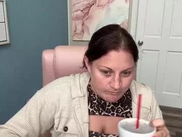 dollydimplez from Chaturbate