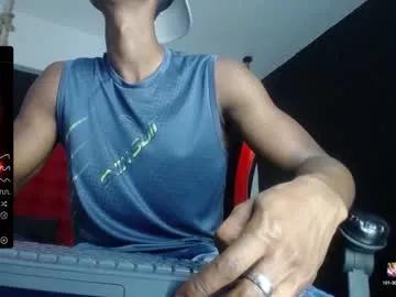 drake_brown_23 from Chaturbate
