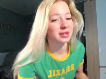 e___lisa from Chaturbate