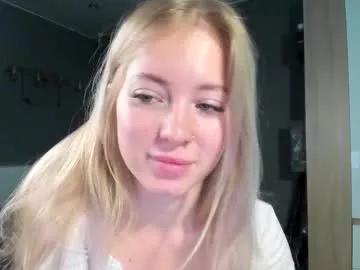 e___lisa from Chaturbate