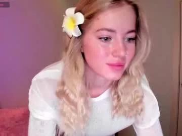e__lisa from Chaturbate