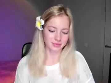 e__lisa from Chaturbate