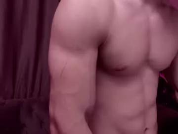 elliot_muscle from Chaturbate