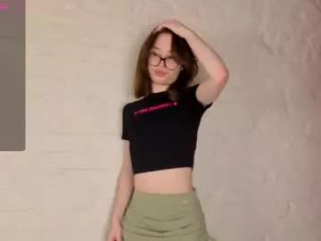 elliybrown from Chaturbate