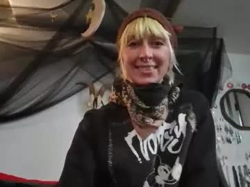 ember_circle on Chaturbate 