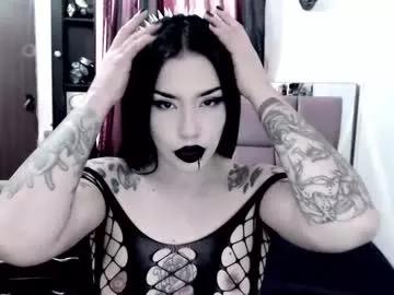 emearld_black from Chaturbate