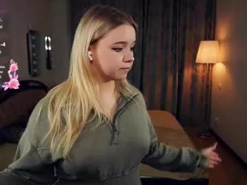 emelianae from Chaturbate