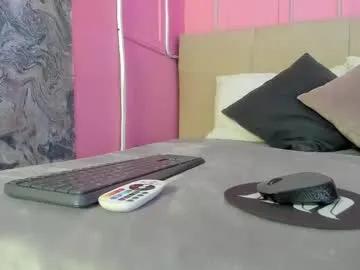 Emelyy_carter from Chaturbate