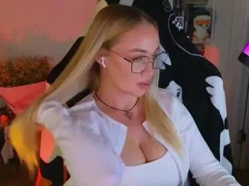emili1_bc from Chaturbate is Freechat