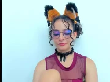 emma_belle02 from Chaturbate