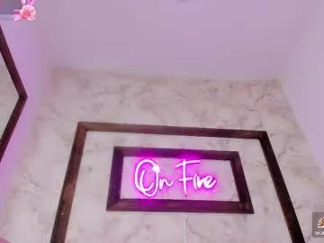 emmaa_adams from Chaturbate is Freechat