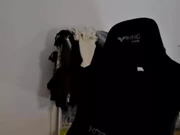 emmamon from Chaturbate