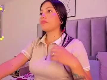 emmy_turnner from Chaturbate