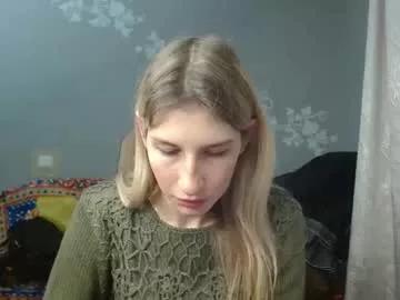 evelyn_21_m from Chaturbate