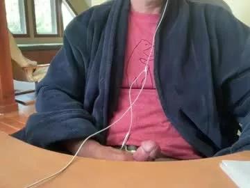 f33l1ngh0rny from Chaturbate