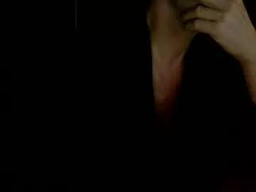 f33l1ngh0rny from Chaturbate