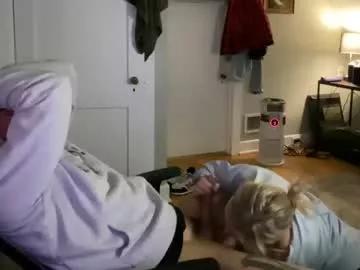 fannyxxxmae from Chaturbate