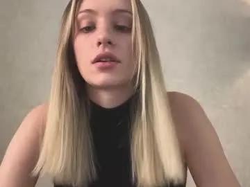 fflloowweerr on Chaturbate 