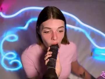 fluffyellie from Chaturbate