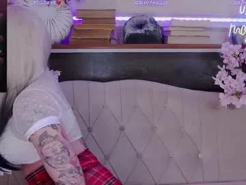 ginger_pie from Chaturbate