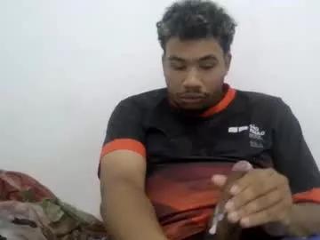 guuhbieber33 from Chaturbate