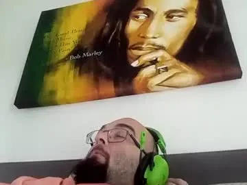 happyguy00000 on Chaturbate 