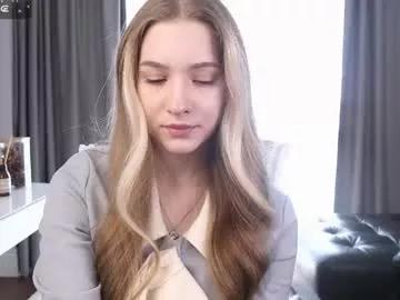 harrieteasley from Chaturbate