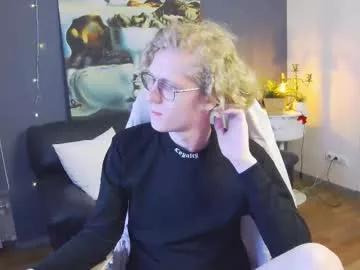 harrybrain from Chaturbate