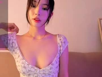 hee_jin from Chaturbate