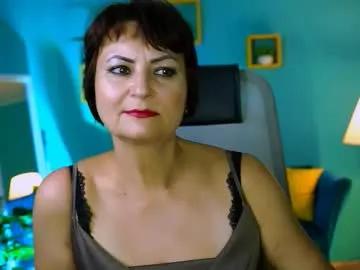 Helenbeler from Chaturbate