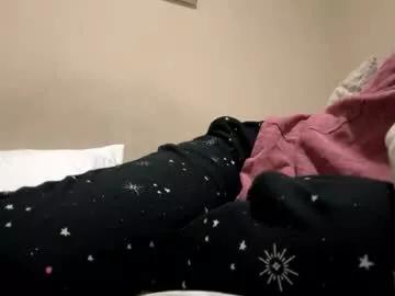 hellokitten123 from Chaturbate