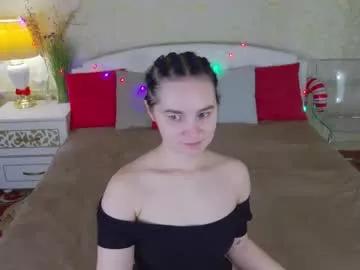 holly_molly77 from Chaturbate