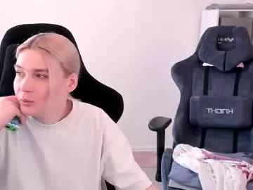 hottyblonds from Chaturbate