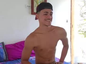 Isaiashunt_ from Chaturbate