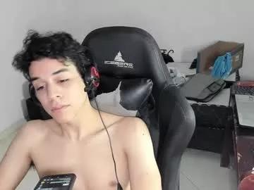 isidroglasc from Chaturbate