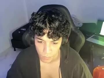 isidroglasc from Chaturbate