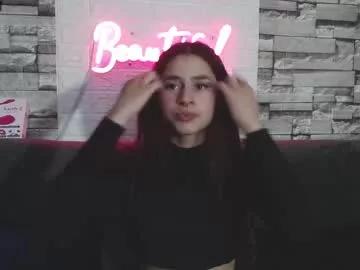 izzy_doll_ from Chaturbate