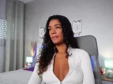 jadeciara from Chaturbate is Freechat