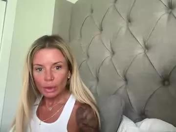 jenna_stjames from Chaturbate