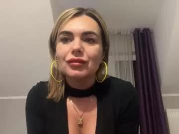jenny_play1 from Chaturbate