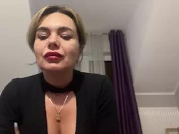 jenny_play1 from Chaturbate