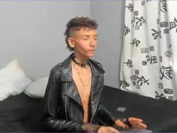 kennysaints_ from Chaturbate