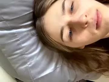 kikig535 from Chaturbate