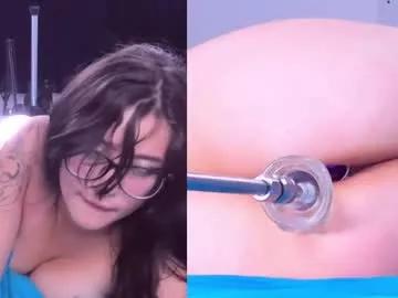kinky_cloe from Chaturbate