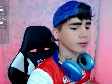 kiss_whitee from Chaturbate is Freechat