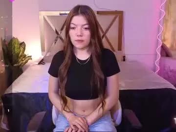 kissi_tay from Chaturbate