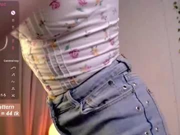 kisskiss_muah from Chaturbate