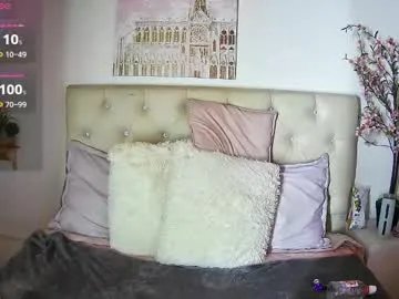 kitty_vibes_ on Chaturbate 