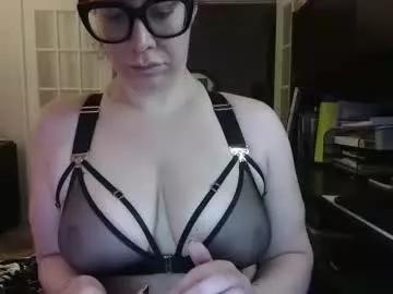 knottybella22 from Chaturbate