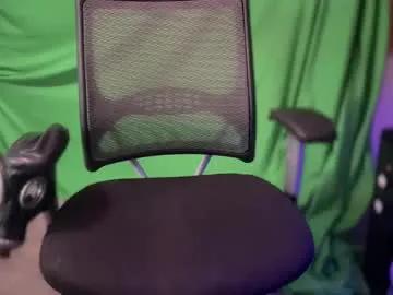 Korruptedbymewmew from Chaturbate